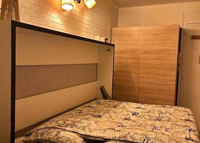 joli studio à proximité des thermes
