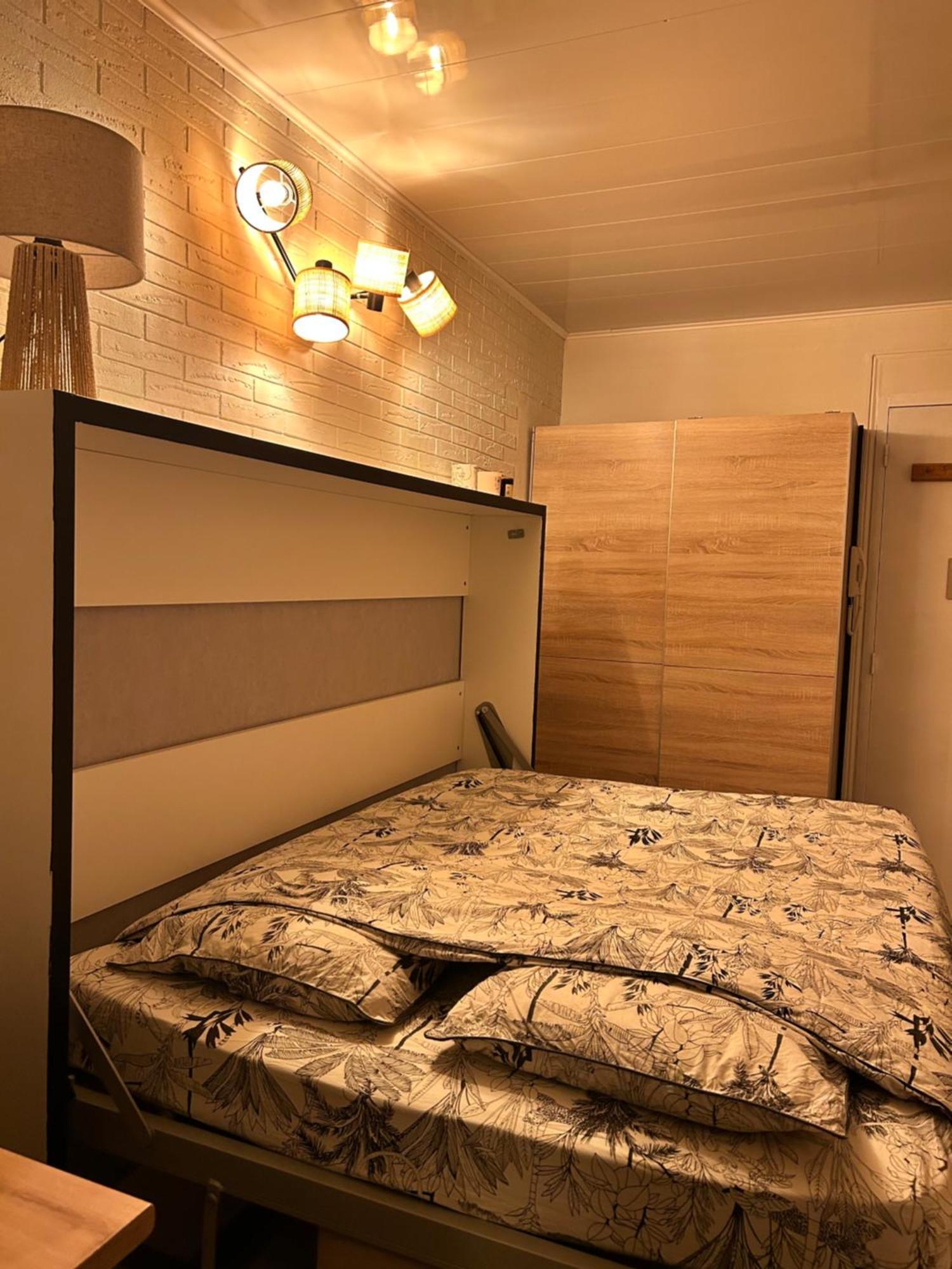 Le Chanzy Proche Des Thermes Et De La Gare Apartment